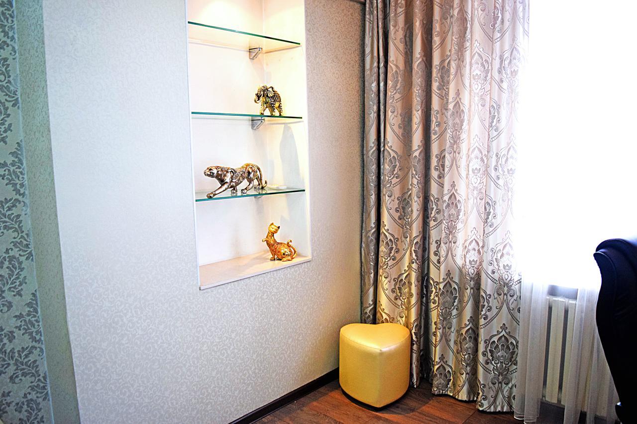 Cozyart Apartment ビシュケク エクステリア 写真