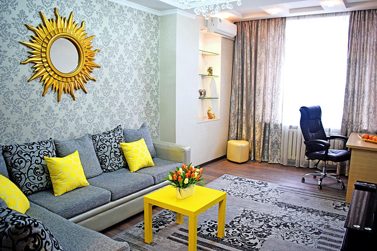 Cozyart Apartment ビシュケク エクステリア 写真